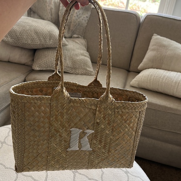 “K” Straw Bag - Picture 5 of 5